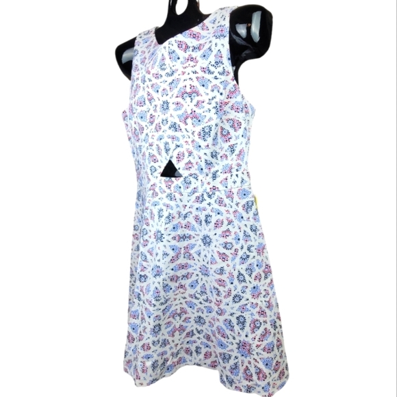 **NWT**‎ CeCe "APRIL" Cutout Fit and Flair Ultra White Dress - Picture 4 of 12